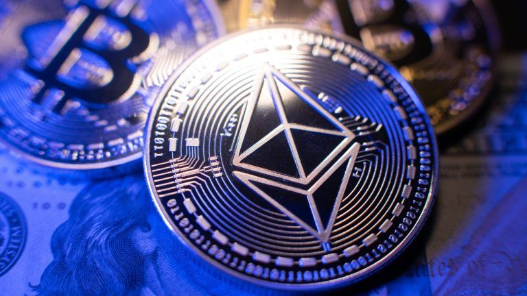 Etf weekly: ether etfs shine with historic $2.18 billion inflow as bitcoin marks 6th green week