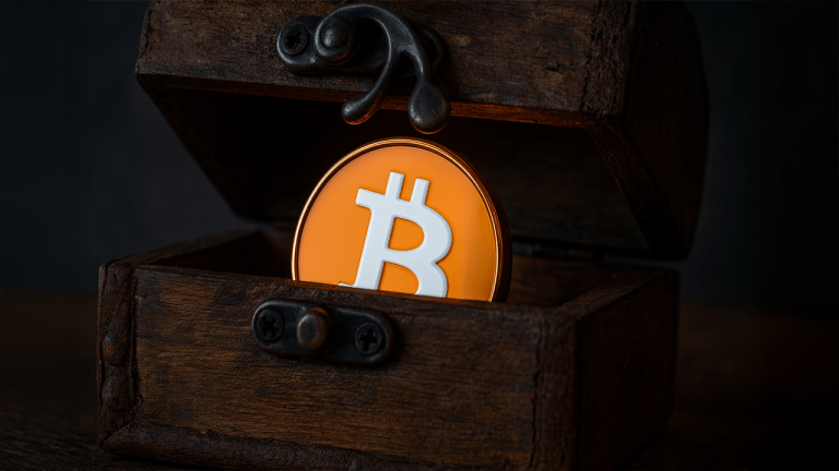 2010 bitcoin stash awakens moving $30m — first ‘satoshi era’ spend hits july