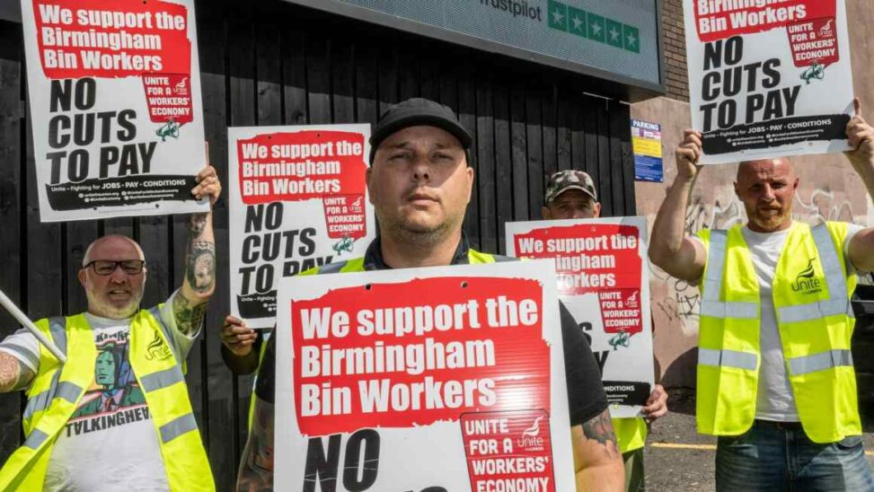 Unite union votes to re examine relationship with labour party