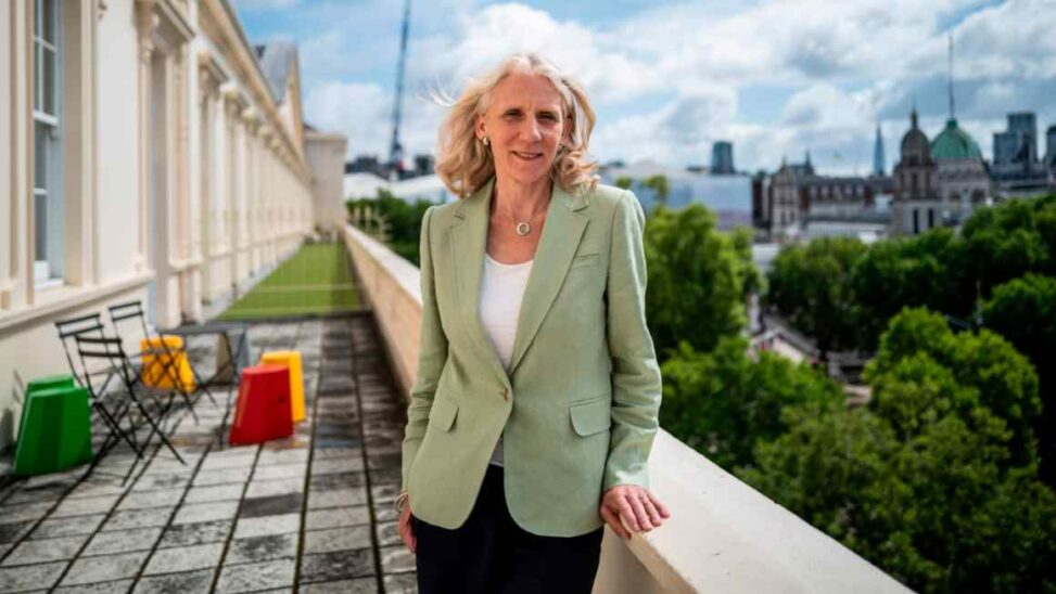 Universities in england at risk of long term decline, says british academy