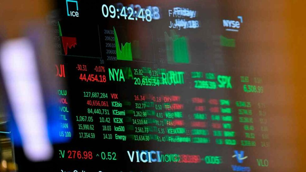 Microsoft hits $4tn market value as tech stocks rise to new highs