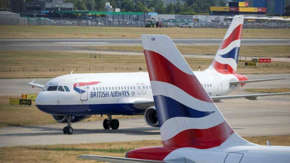 Flights from london grounded by ‘technical issue’ in air traffic control