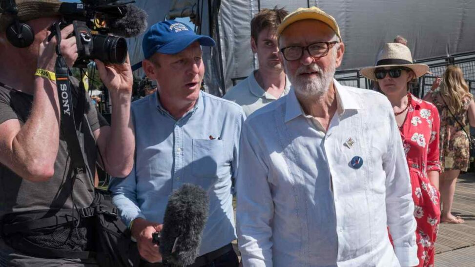 Corbyn sets up ‘your party’ to attract leftwing voters from labour