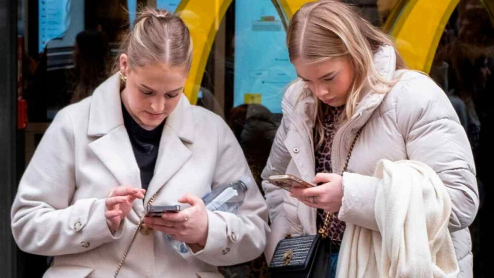 Use of vpns surges in uk as new online safety rules kick in