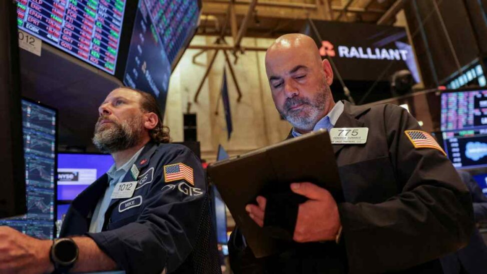 Us companies use hot markets to slash borrowing costs on risky loans