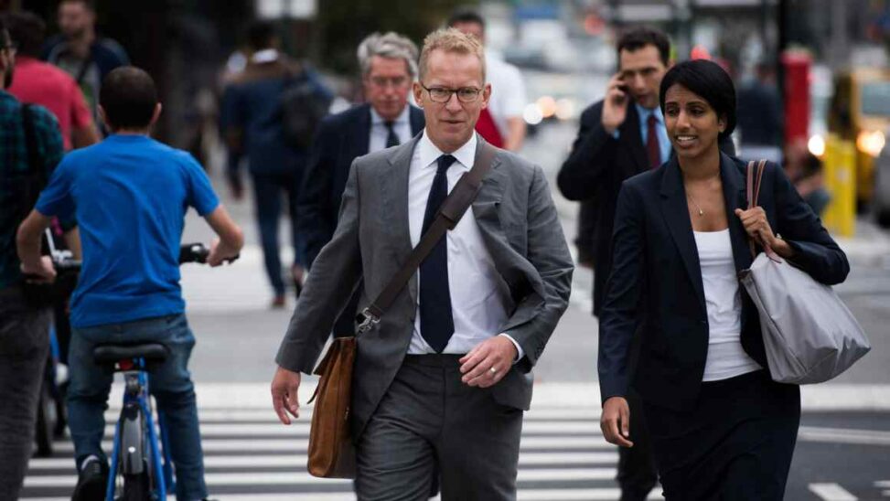 Ex hsbc currencies chief gets fraud conviction thrown out