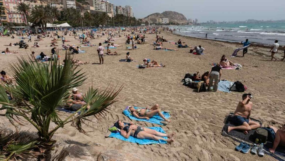 Britons ‘desperately’ want to escape gloomy lives, says jet2