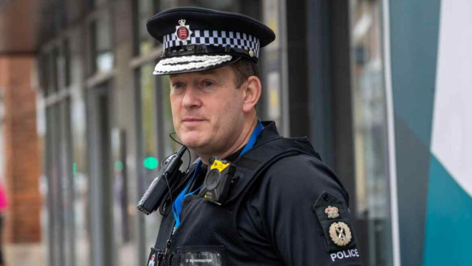 Essex police chief urges farage to be ‘responsible’ after asylum hotel riots