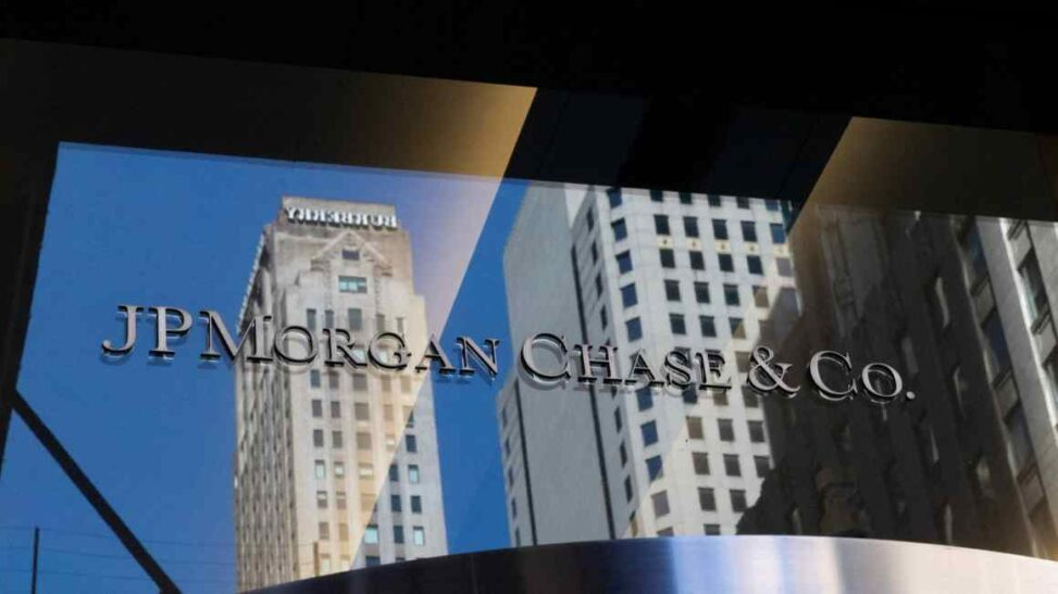 Jpmorgan coinbase partnership to facilitate crypto trading