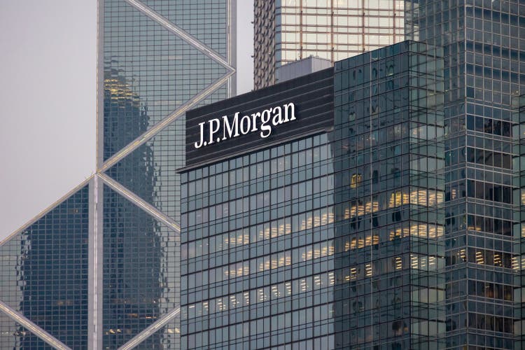 Wall street banks said to post q2 trading boost, advisory revenue to fall