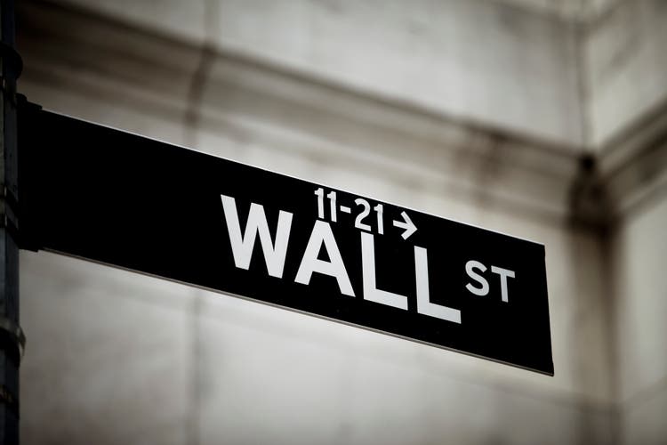 Markets stay calm ahead of trump’s tariff deadline, reuters says
