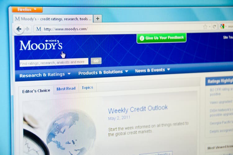 Moody's raises low end of earnings guide range after q2 results beat