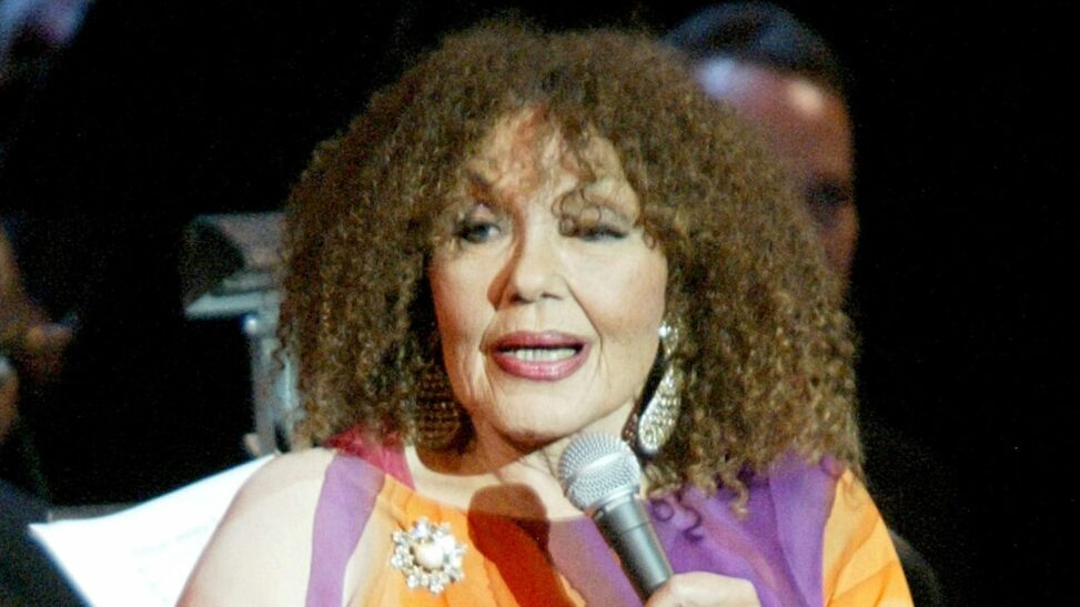 Grammy winning jazz singer dame cleo laine dies