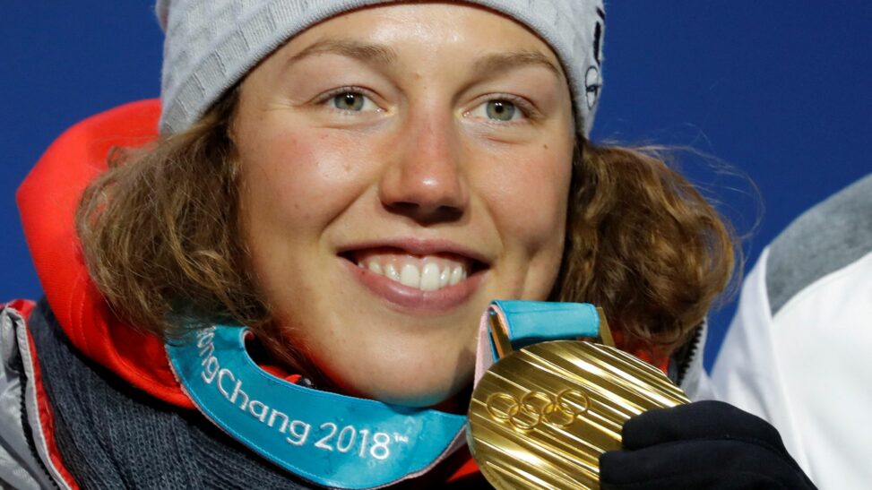 Bad weather hits efforts to rescue 'seriously injured' olympic champion