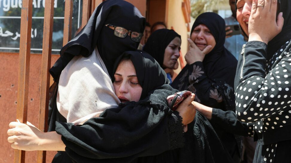 'at least 59 killed' after israeli military opens fire near gaza aid centre and carries out strikes