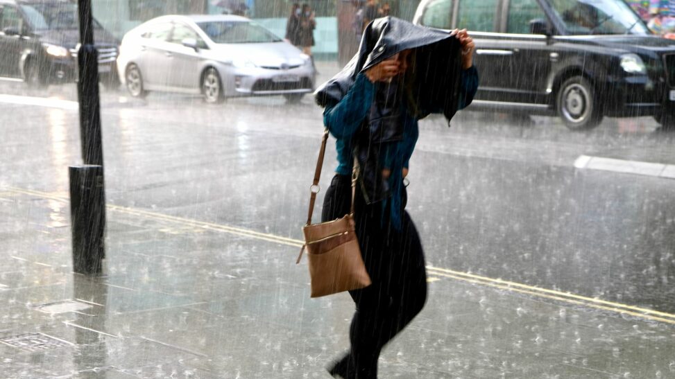 Fresh yellow weather warning for thunderstorms comes into force this morning