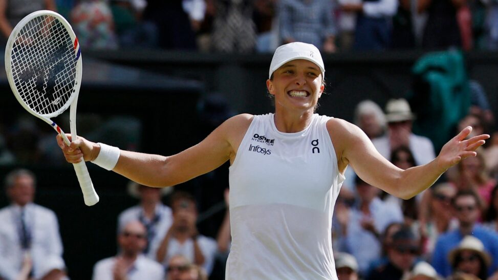 Iga swiatek wins wimbledon women's singles title with 6 0, 6 0 victory in final