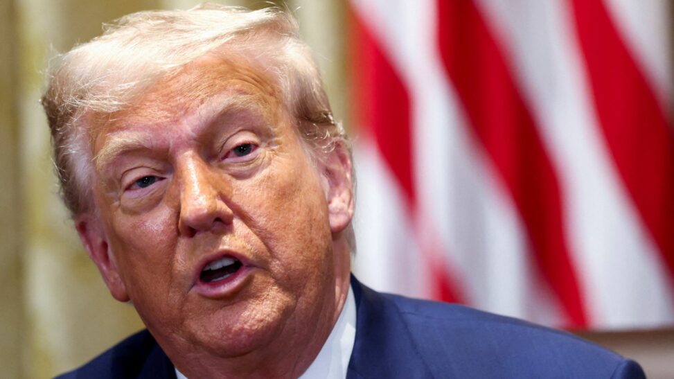 Trump announces 30% tariff on imports from eu
