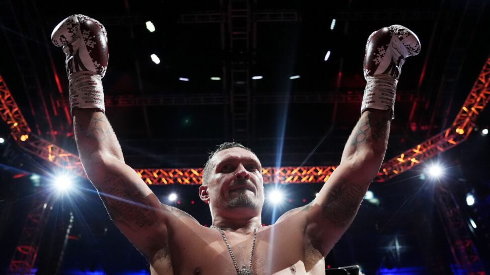 Usyk beats dubois to become undisputed heavyweight champion for second time