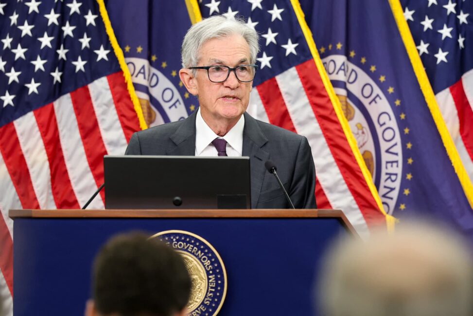 Divided fed worried about tariffs, inflation and the labor market, minutes show
