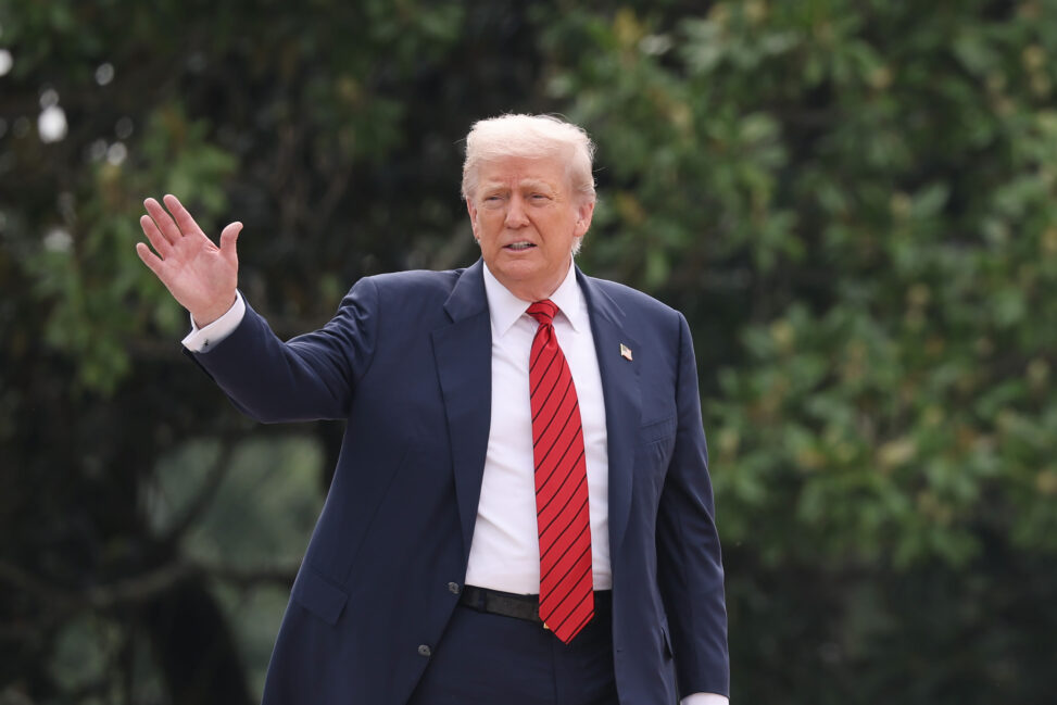 Trump order will allow alternative assets like cryptocurrencies, private equity in 401(k)s
