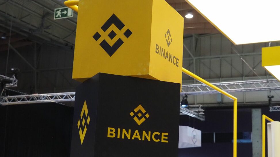 Altcoins, stablecoins, tokenized stocks drive july’s crypto gains, binance says