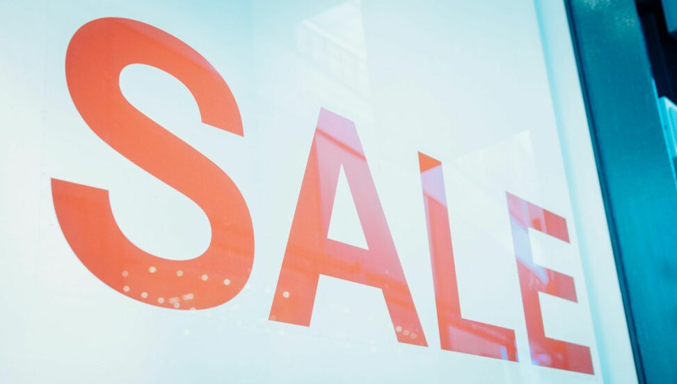 Bargain hunters emerge as bitcoin remains under pressure: crypto daybook americas
