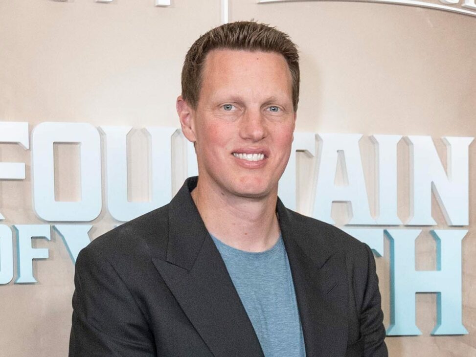 Paramount's new owner wants to move past questions about trump. good luck!