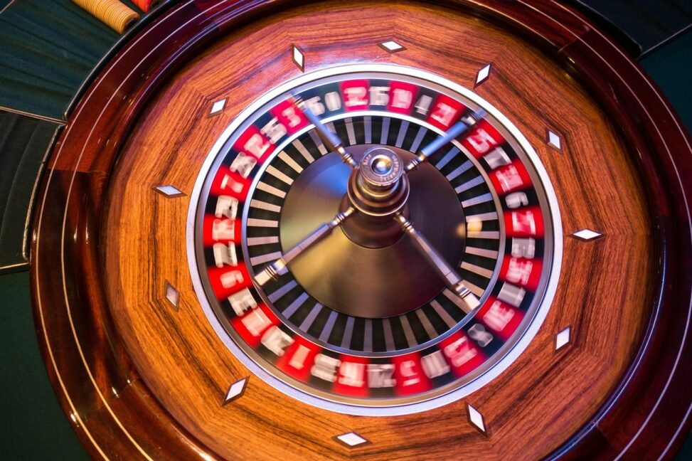 Corporate bitcoin adoption is a 'dangerous game of balance sheet roulette': report