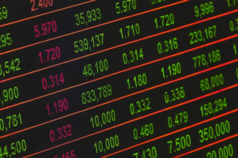 Bitcoin, ether start august on a shaky note as dollar index tops 100; yen hits 4 month low ahead of nonfarm payrolls
