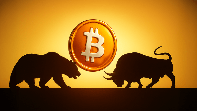 Bitcoin slides under $112k as derivatives market flashes divergence