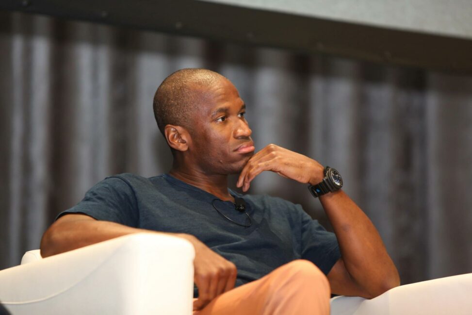 Arthur hayes dumps millions in crypto amid bearish bet on u.s. tariff impact