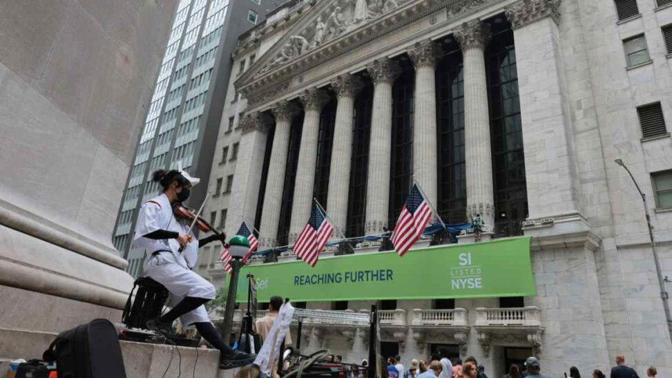 European earnings lag behind us as trade war saps market revival