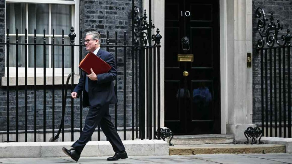 Starmer plans downing street shake up