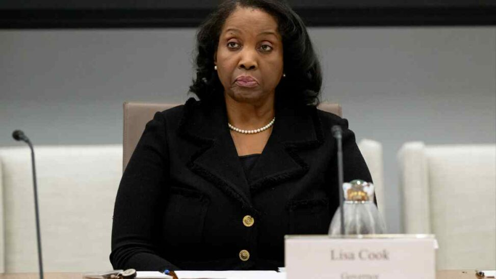 Fed’s lisa cook sues trump over move to fire her