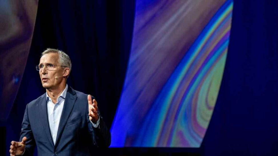Norwegian oil fund strikes ‘right balance’ on israel, says stoltenberg