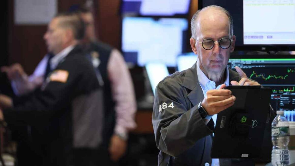 Us tech stocks drop as ai uncertainty knocks chip groups