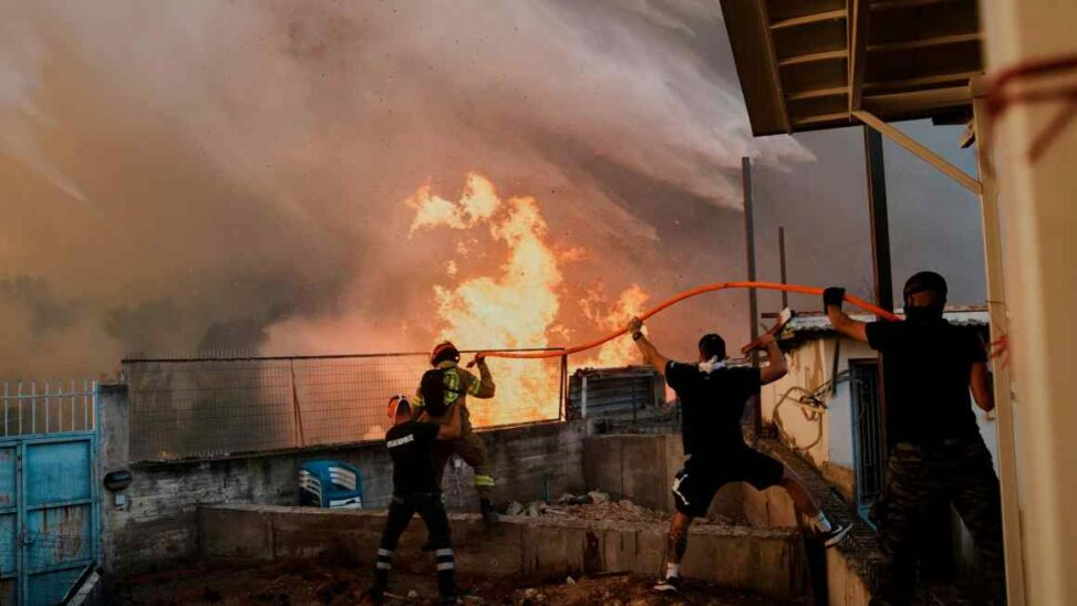 Wildfires spread dangerously close to southern european capitals