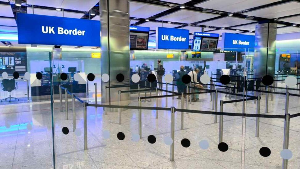 Foreign criminals to be deported from uk immediately after sentencing
