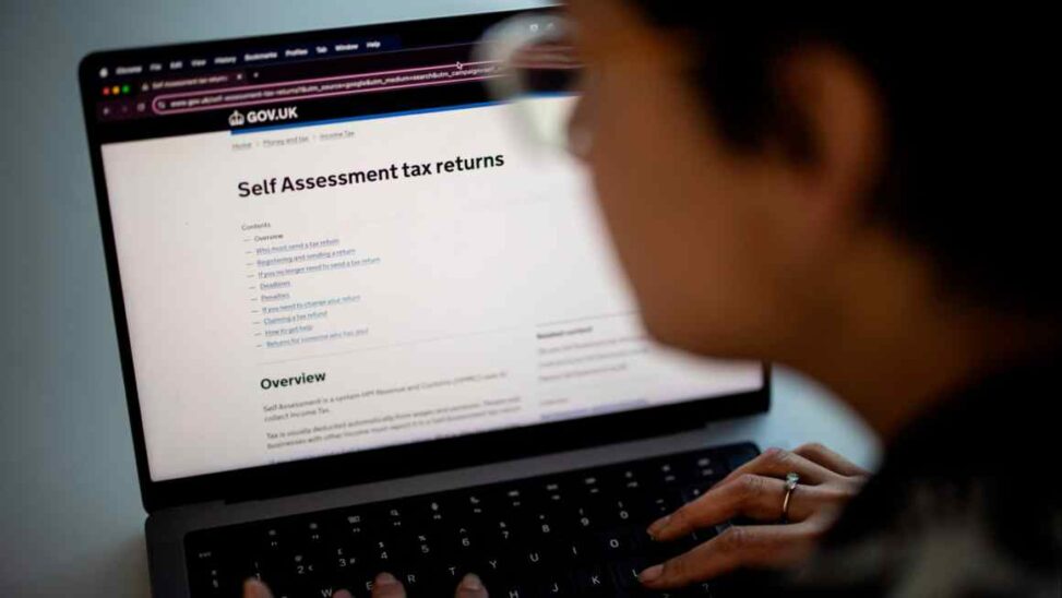 Hmrc tech issues could land thousands with cgt penalty