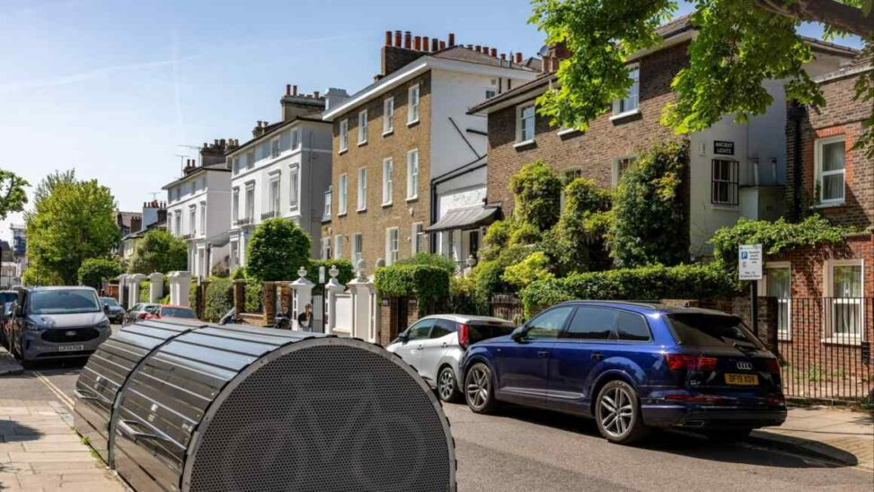 Two year uk mortgage rates fall below five year rates