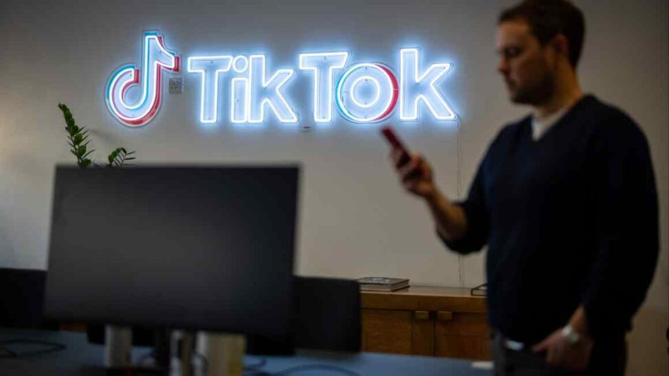 Tiktok to lay off hundreds of uk moderators despite online safety act