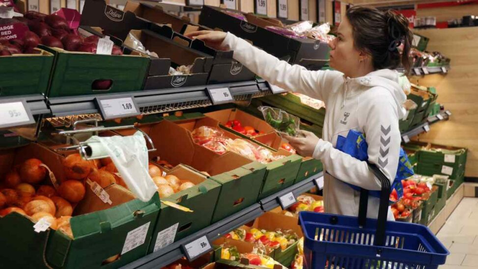 Gap between uk and eurozone inflation at widest in nearly 2 years