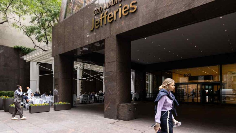 Jefferies tells senior bankers to collaborate for biggest bonuses