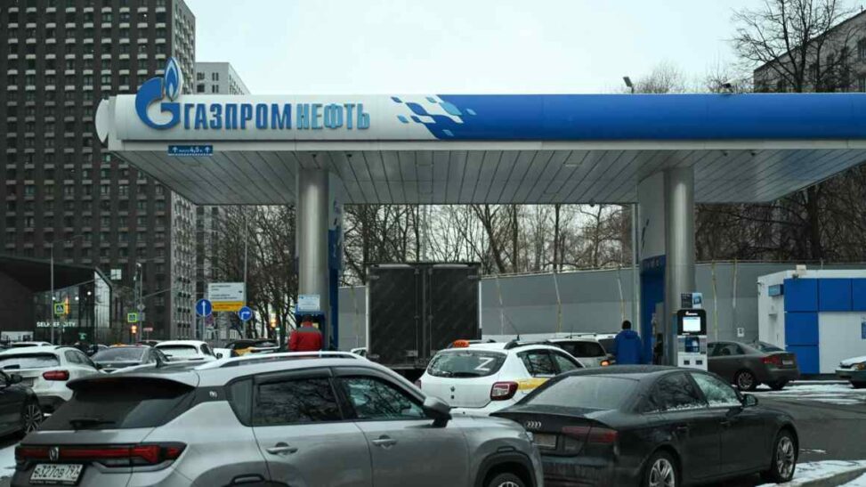 Ukrainian attacks disrupt russian petrol supplies and push up prices