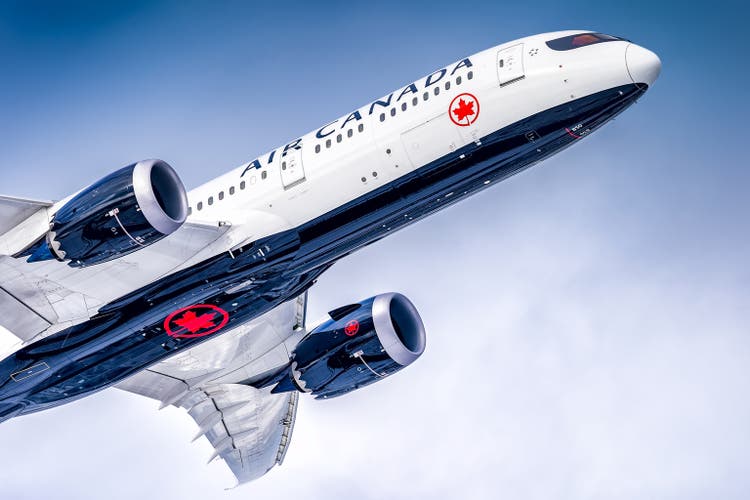Air canada suspends operations as flight attendants go on strike