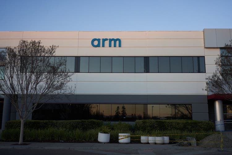 Arm holdings said to poach amazon ai chip exec