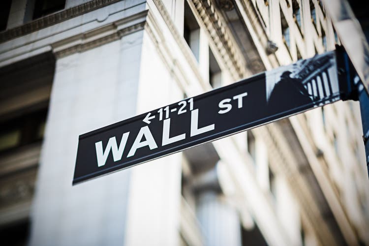 Stock index futures tread cautiously as retail earnings loom, eyes on ukraine russia updates