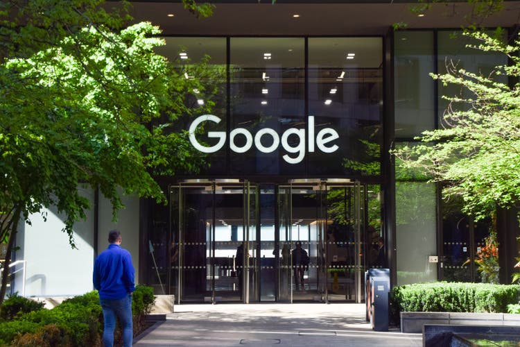 Google agrees to $36 million fine over anti competitive deals with australian telcos
