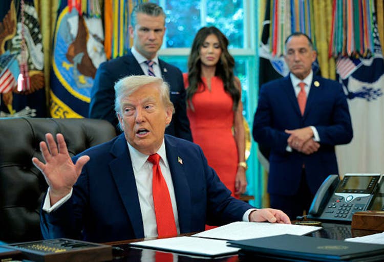 Trump says fed board majority within reach after bid to oust fed's cook
